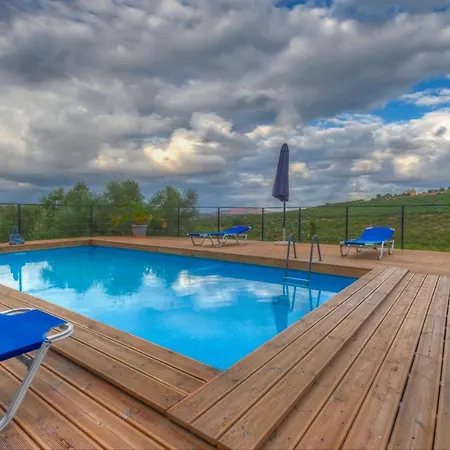Private Pool Ggki Villa Skepasti
